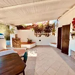 Casa vacanze A.i.r. Marinedda Isola Rossa (Sassari)